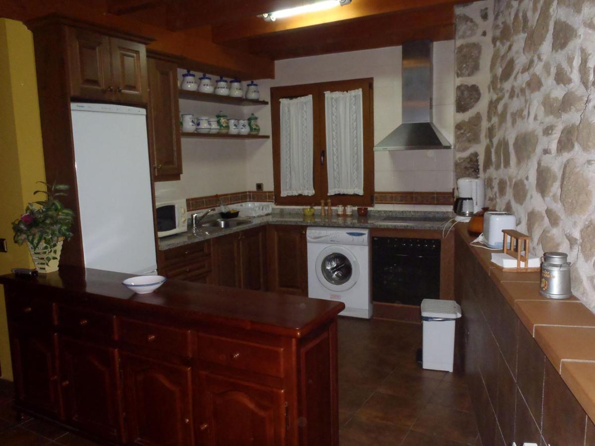 Casa Rural Tio Carlillos Hoyos del Espino Bagian luar foto