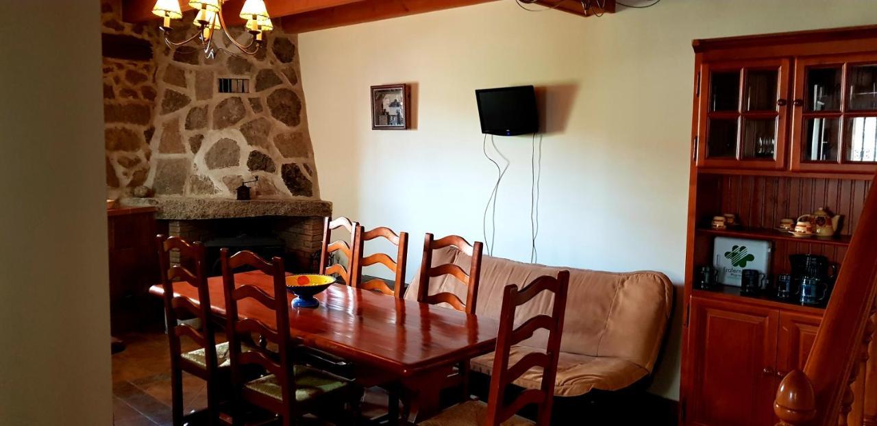 Casa Rural Tio Carlillos Hoyos del Espino Bagian luar foto